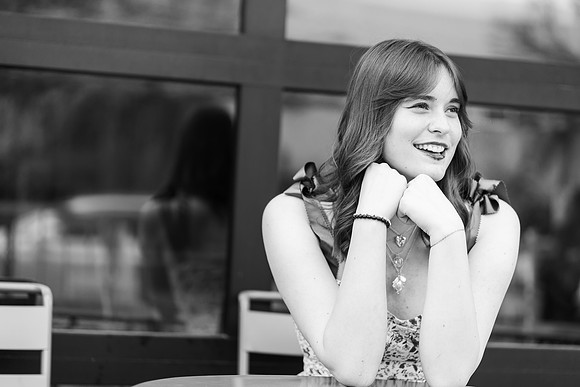 Brooke b&w 0022
