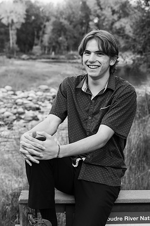 Eli b&w022