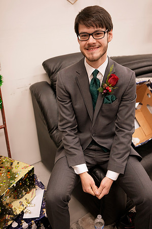 A_Josh and Katie_Pre Ceremony0076