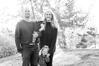Dillavou Family B&W 0012