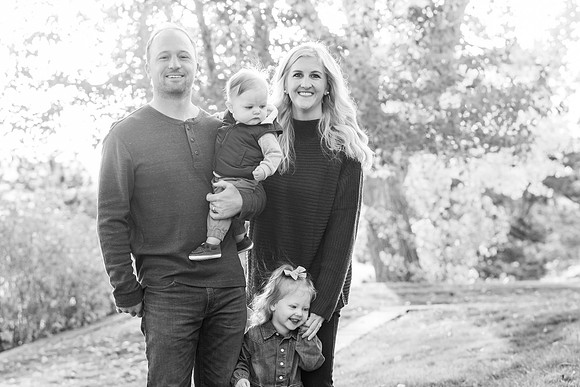 Dillavou Family B&W 0013