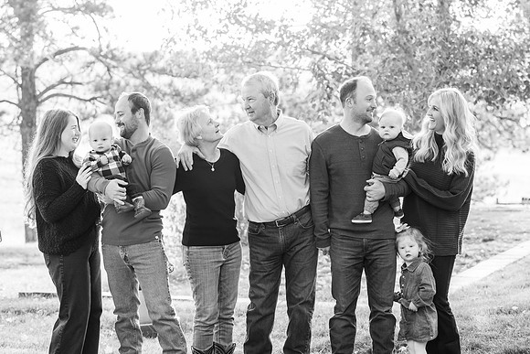 Dillavou Family B&W 0023