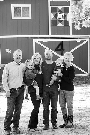 Dillavou Family B&W 0090