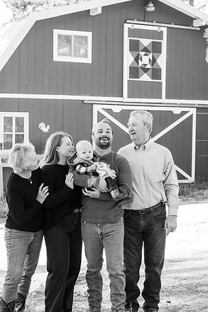 Dillavou Family B&W 0102