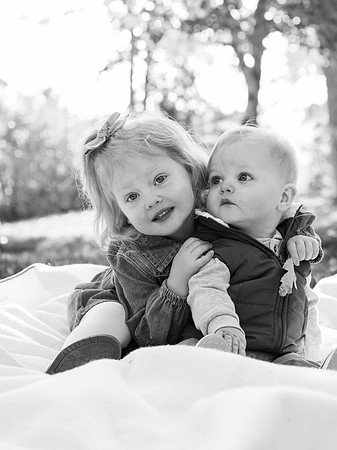 Dillavou Family B&W 0122