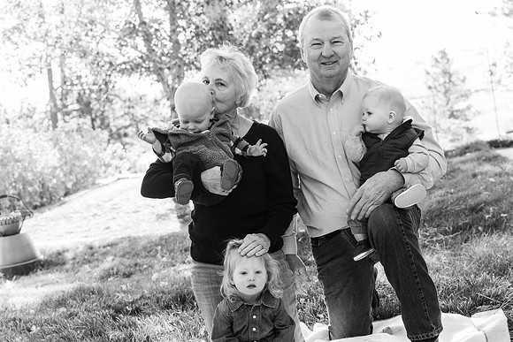 Dillavou Family B&W 0127