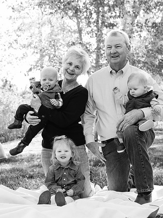 Dillavou Family B&W 0130