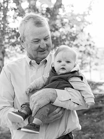 Dillavou Family B&W 0135