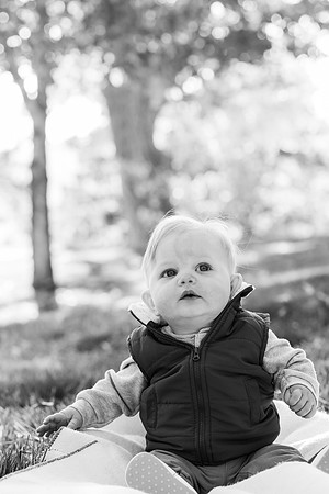 Dillavou Family B&W 0144