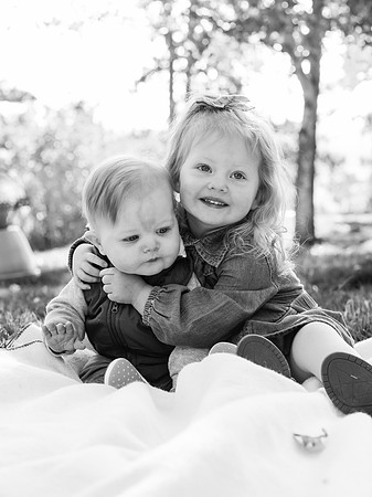Dillavou Family B&W 0149