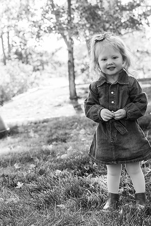 Dillavou Family B&W 0152