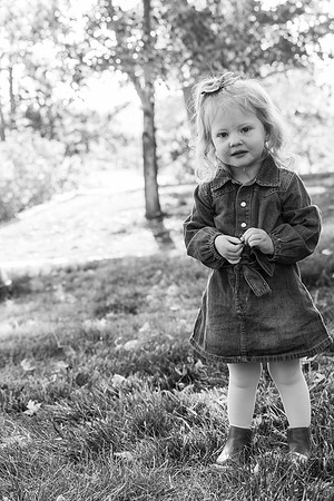 Dillavou Family B&W 0153