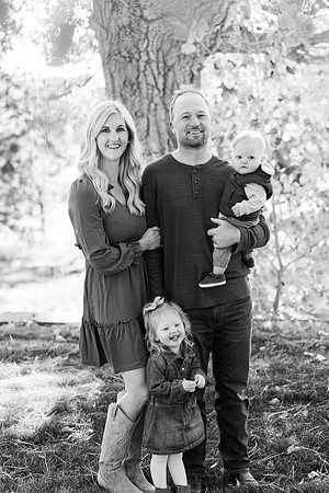 Dillavou Family B&W 0167