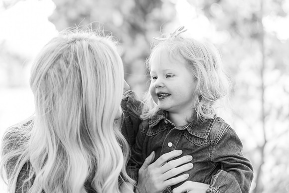 Dillavou Family B&W 0172