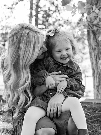Dillavou Family B&W 0170