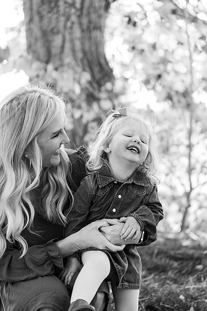 Dillavou Family B&W 0175