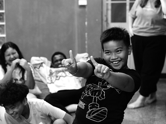 02.10.26_Thailand_Grapevine_A1_0100