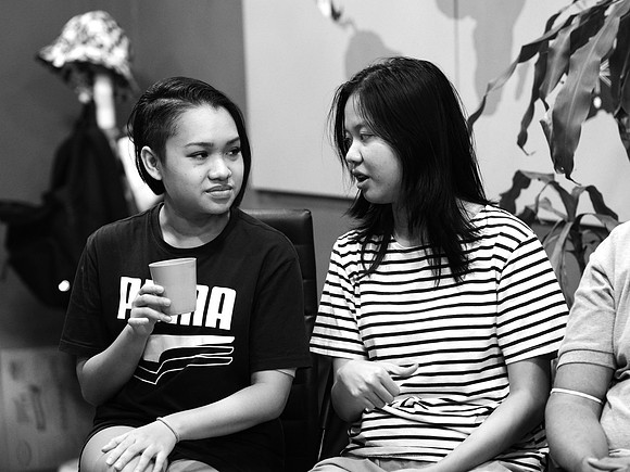 02.10.26_Thailand_Grapevine_A1_0131