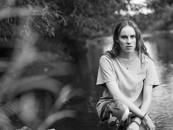 Sophia b&w 0071