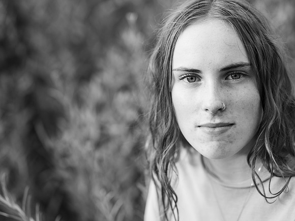 Sophia b&w 0082