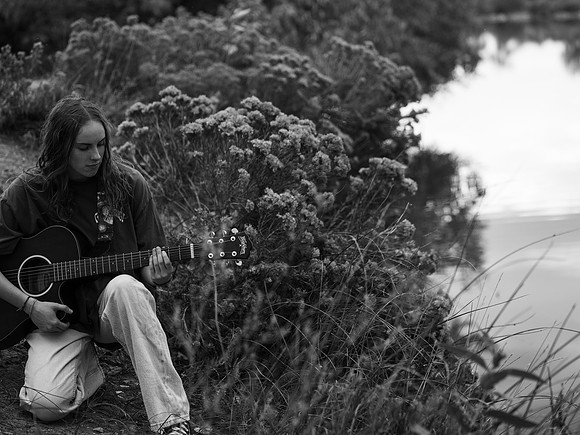 Sophia b&w 0093