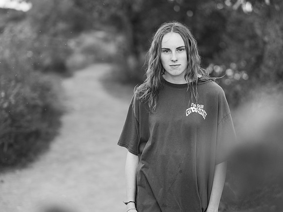 Sophia b&w 0105