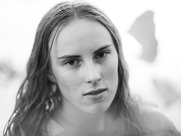 Sophia b&w 0133