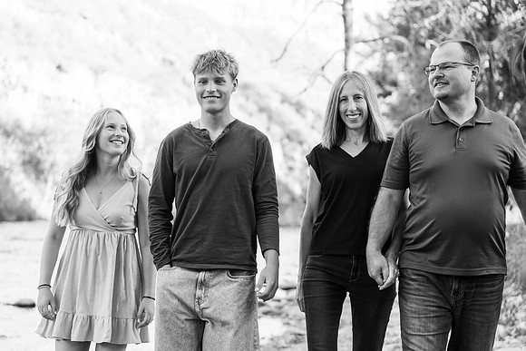 Jacobson Family b&w 0004