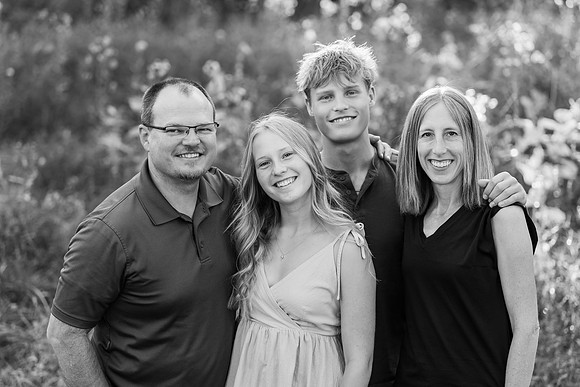 Jacobson Family b&w 0007