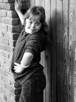 Sarah b&w006