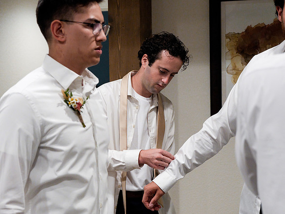 Cannon and Groomsmen getting ready_09.12.26_0016