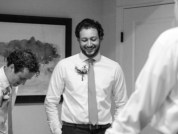 Cannon and Groomsmen getting ready_09.12.26_0073