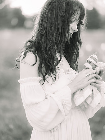 Emma b&w 0058