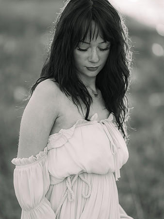 Emma b&w 0011