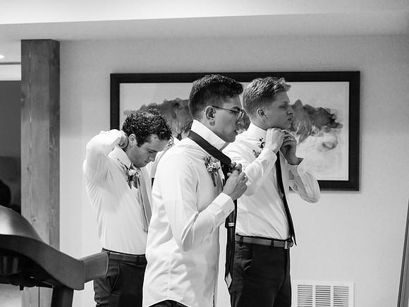 Cannon and Groomsmen getting ready_09.12.26_0040