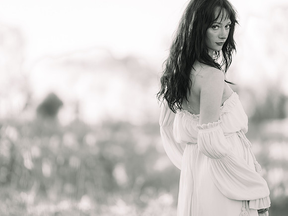 Emma b&w 0009