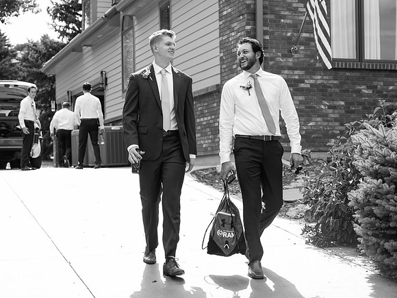 Cannon and Groomsmen getting ready_09.12.26_0113