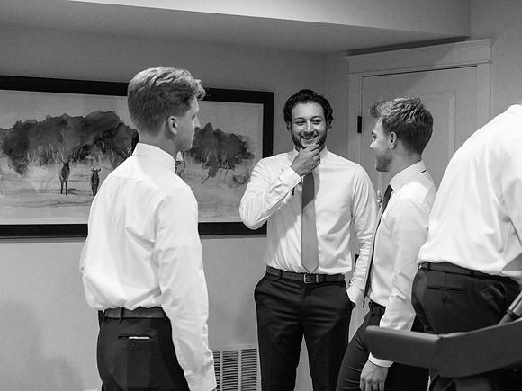 Cannon and Groomsmen getting ready_09.12.26_0076