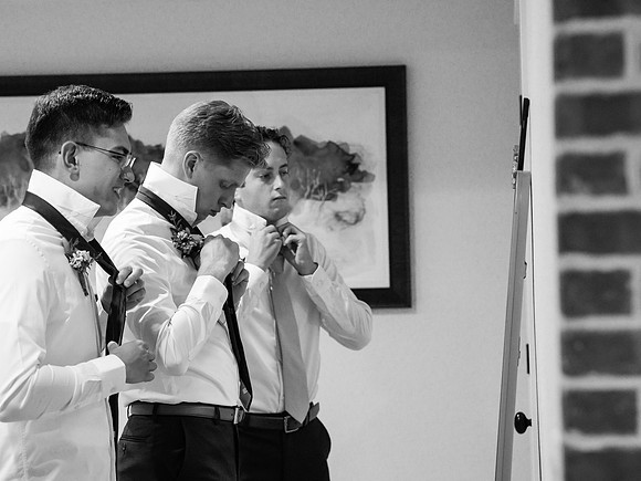 Cannon and Groomsmen getting ready_09.12.26_0037