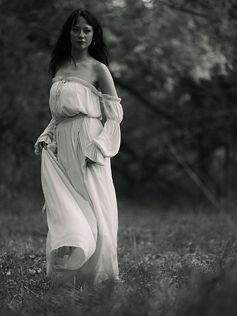 Emma b&w 0100