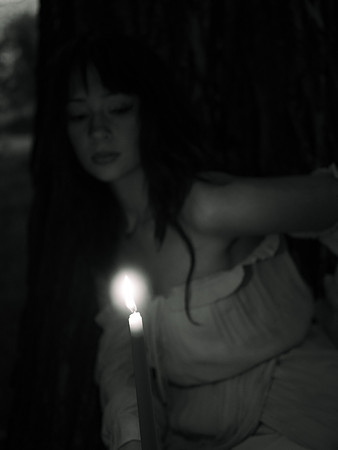 Emma b&w 0122
