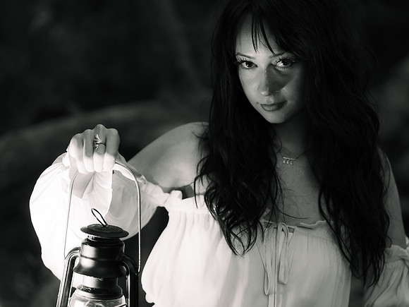 Emma b&w 0084