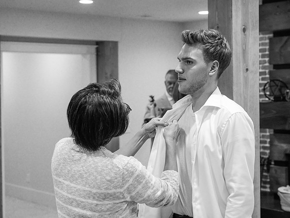 Cannon and Groomsmen getting ready_09.12.26_0062