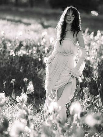 Emma b&w 0021