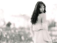Emma b&w 0008