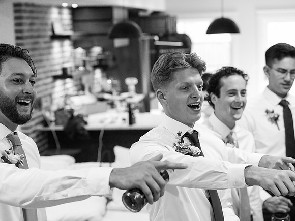 Cannon and Groomsmen getting ready_09.12.26_0103