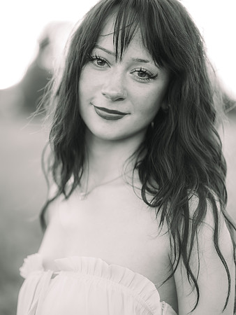 Emma b&w 0067