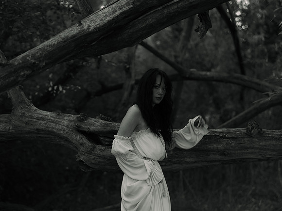 Emma b&w 0077