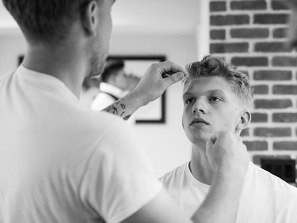 Cannon and Groomsmen getting ready_09.12.26_0030