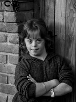 Sarah b&w007